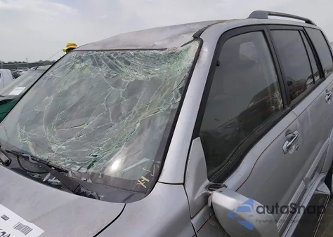 2004 Suzuki Xl-7 Ex/Lx z USA, uszkodzony, nr VIN JS3TX92V344100910